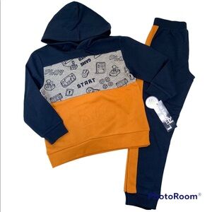 NWT 2pc Fleece Hoodie Jogger Set Size 5